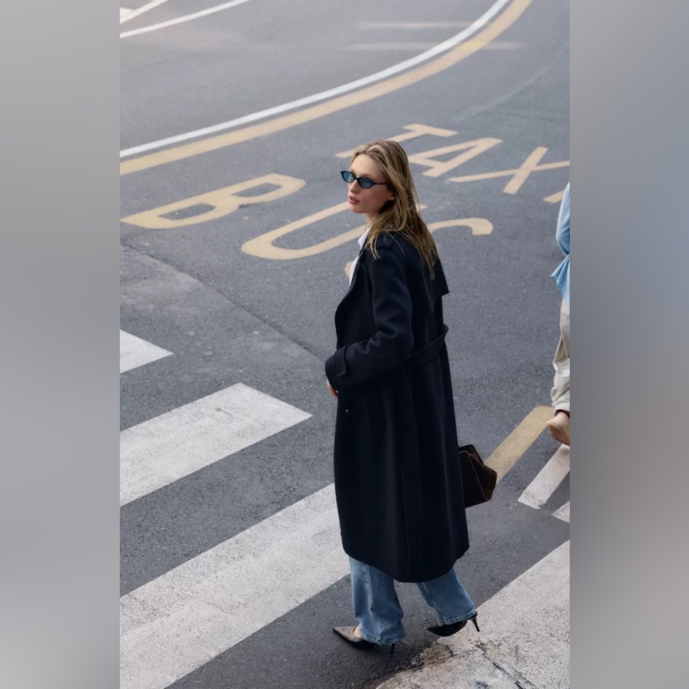 Wool coat in navy
